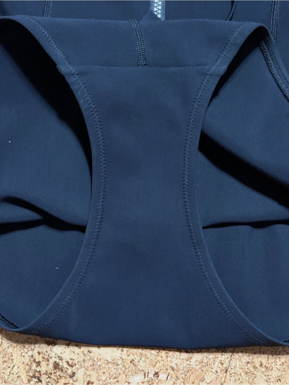 Lululemon Zip-Back Paddle Suit In black Sz 6 - Picture 11 of 15